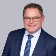 Dr. Dr. Uwe Simon