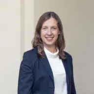 LL.M. (KCL) LL.M. (KCL) Katja Schiffelholz Semedo